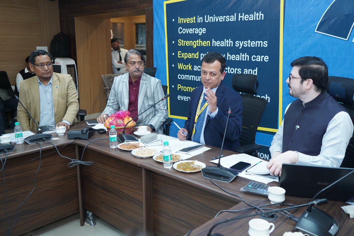 nhm_up's tweet photo. Today #UniversalHealthCoverageDay celebrated at NHM State Office. @UPGovt is committed to providing quality health services to all without financial hardship. Principal Secretary Health @Sen2Partha emphasized the comprehensive services through Health & Wellness & Primary Health Centers efficient delivery of medicines diagnostics & ensuring quality at all levels.