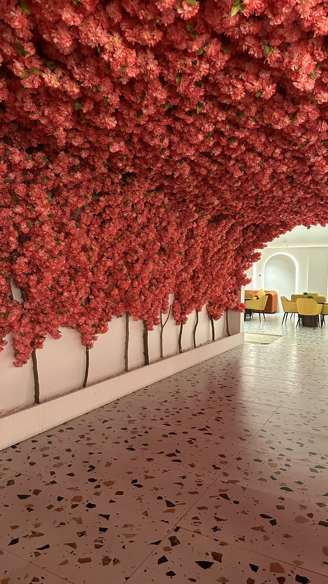 كوفيهات الرياض والخرج. tweet media