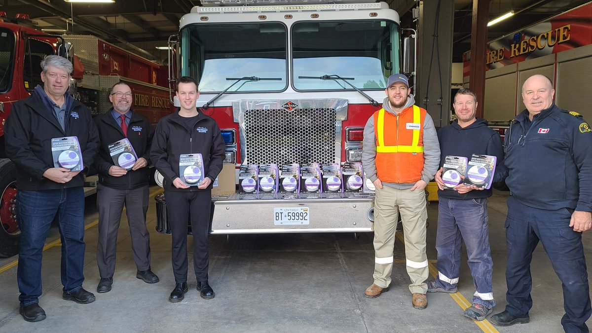 We are proud to share that @EnbridgeGas and the @Inter Township Fire Department are joining together to help reduce fire and carbon monoxide-related deaths with 174 smoke/CO alarms coming to households in Georgian Bluffs and Meaford. #ENBfuelingfutures ow.ly/AeKn50QhXTn