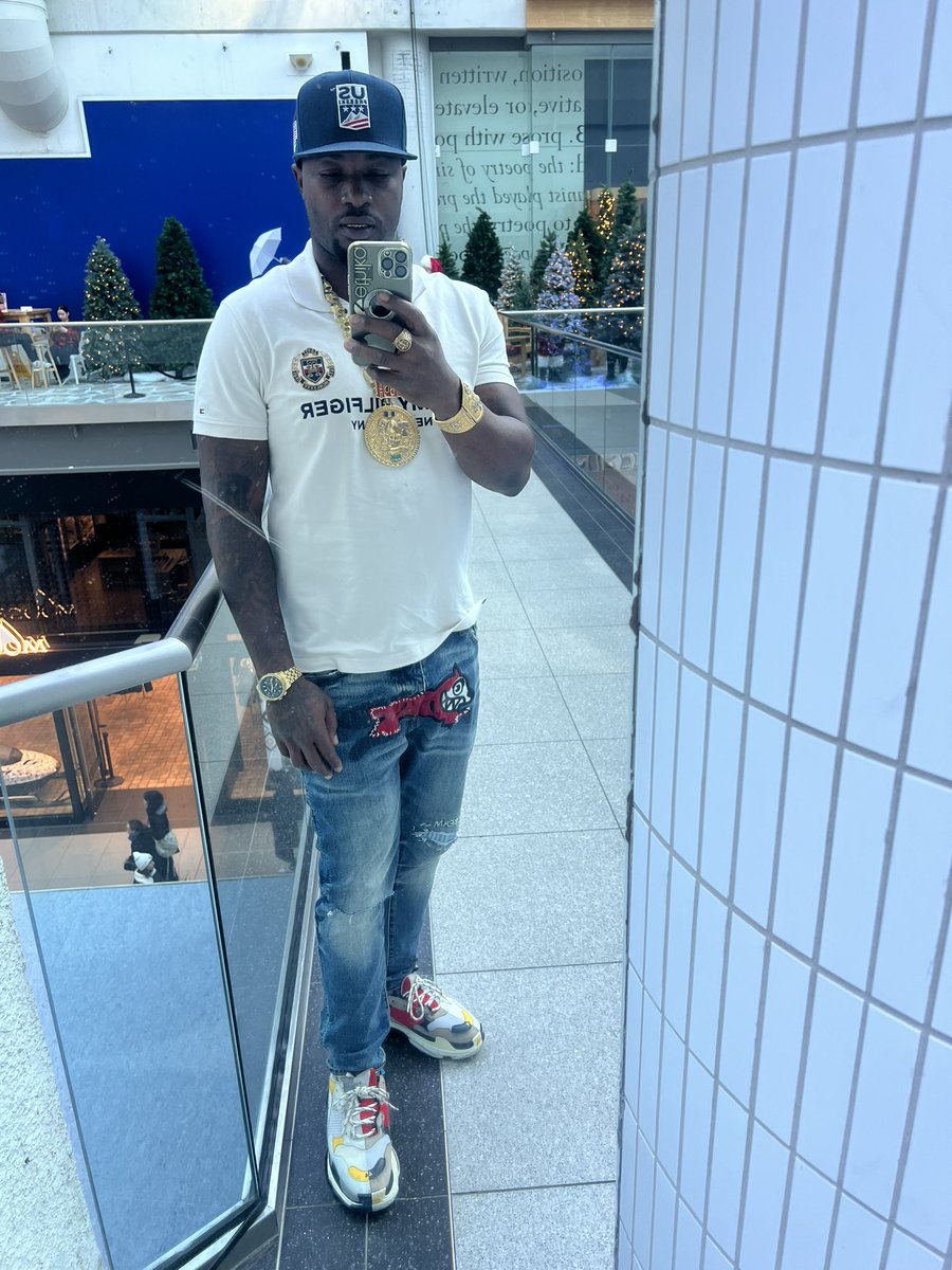 I know exactly where my lane is, so I stay in it….  YOTA!!