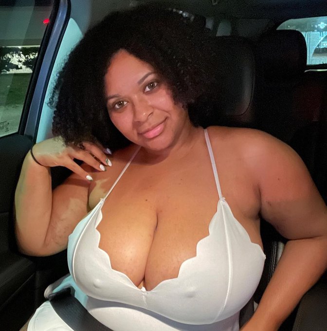 Nah, this 13 month different is crazy 😩 https://t.co/3msvdBPdkb<a href="/tag/realloyalfans"class="tags"><span>#realloyalfans</span></a><a href="/tag/lfbillboard"class="tags"><span>#lfbillboard</span></a>