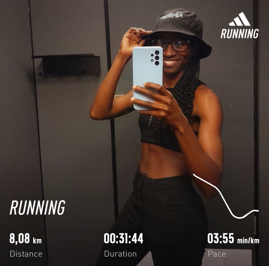 Day 12 of 8KM x 16 days.
#igejaphansichallenge 
#16daysofactivism 
#NoToGBV
#RunningWithTumiSole 
#IPaintedMyRun 
#fitnessgirl