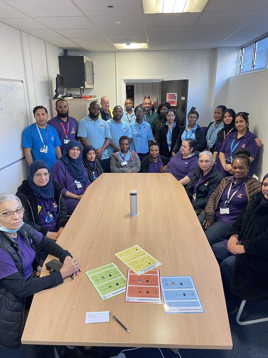 Glove usage training for the fabulous Mitie staff. A fabulous morning.
<a href="/HannahBysouth/">Hannah 🇪🇺💙</a> <a href="/kellyMcgovern21/">kelly McGovern</a> <a href="/dean4watford/">Dean Russell</a> <a href="/RobinD100/">Robin Davis 💙</a> <a href="/WatfordMayor/">Peter Taylor</a>