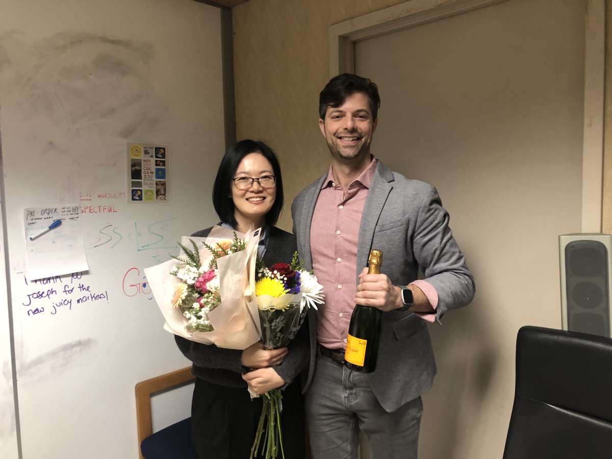 Congratulations to Jungeun "Jay" Park for successfully defending her dissertation!  Here she is with her PI, Prof. Rob Messinger!  Well done, Jay!