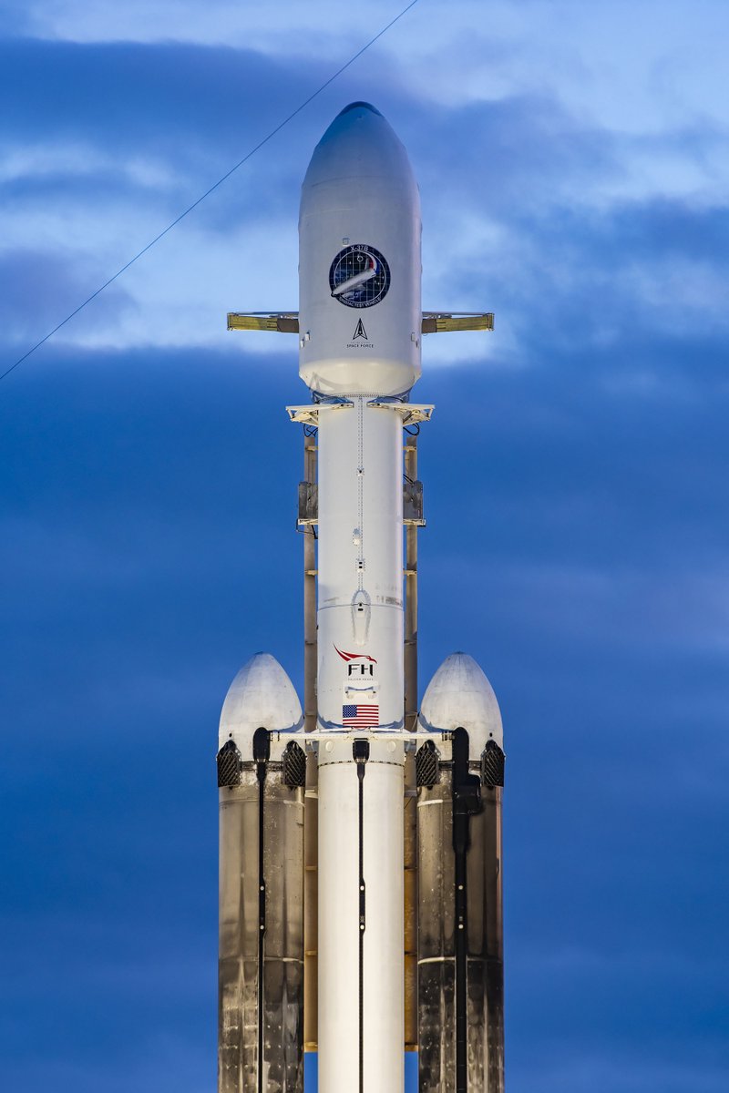 Now targeting no earlier than Wednesday, December 13 for Falcon Heavy to launch USSF-52. The extra time allows teams to complete system checkouts ahead of liftoff. Teams are also keeping an eye on weather, which is 40% favorable for launch → spacex.com/launches