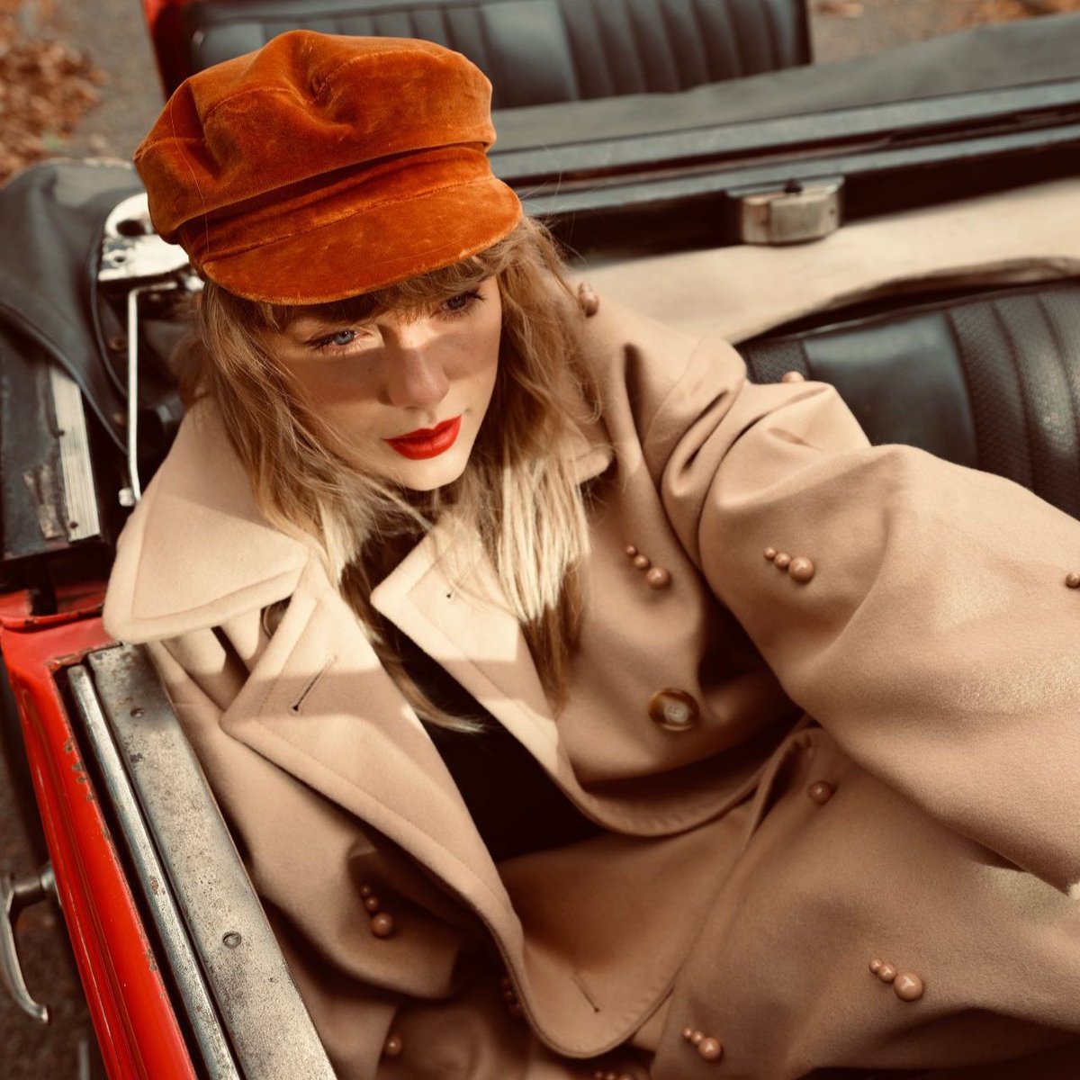 TheSwiftSociety's tweet image. 🔎| "Red" is @TaylorSwift13's most searched era on Google of all time.