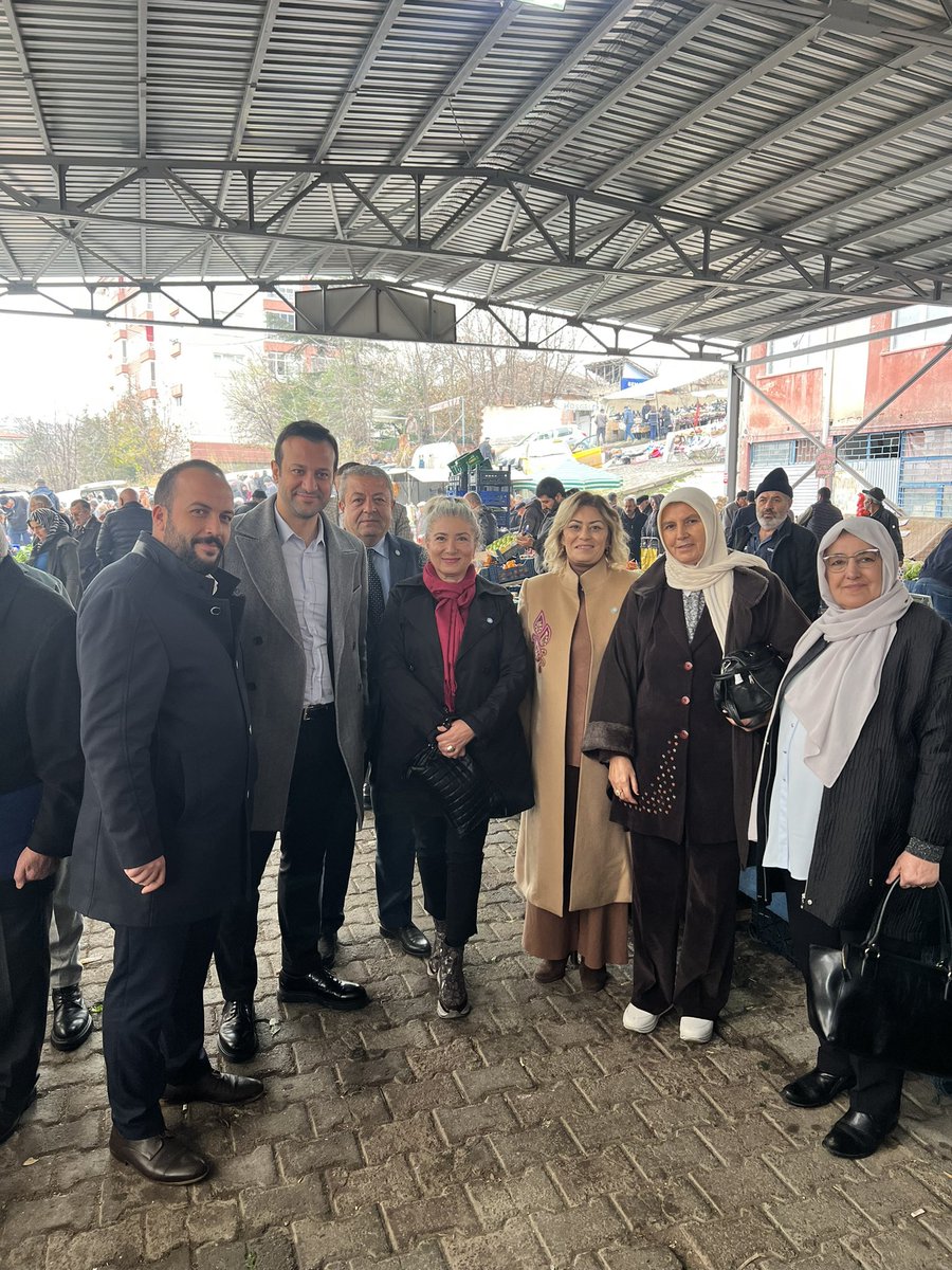 Bugün Kalecik ve Elmadağ İlçe Teşkilatlarımızı ziyaret ettik. İnandık, başaracağız. ☀️