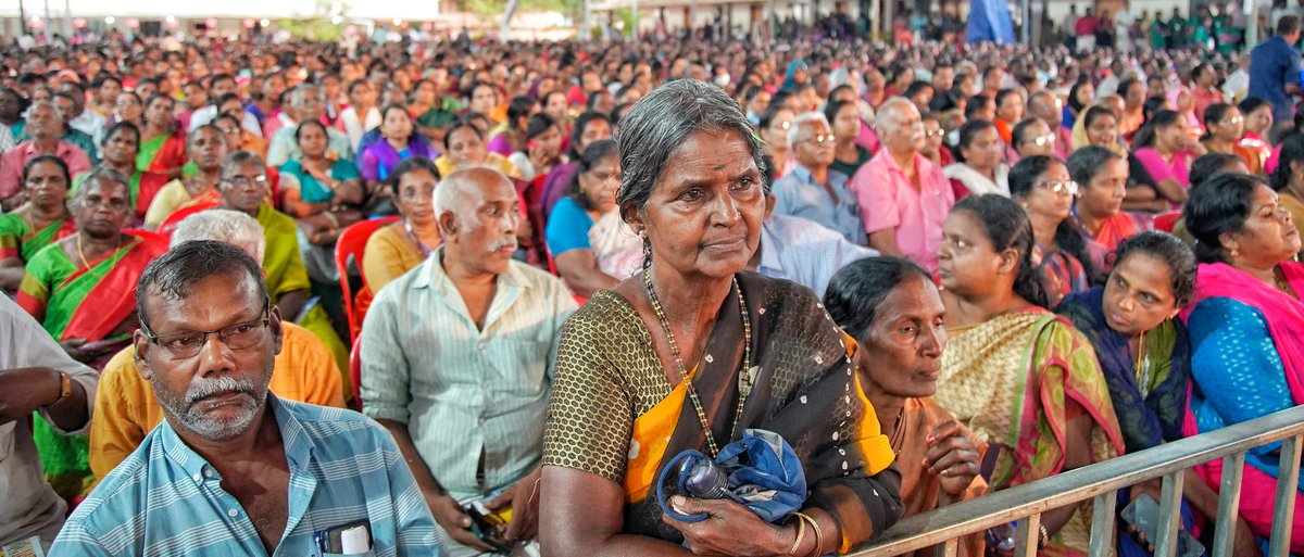 The mesmerizing crowds that welcomed the Government of Kerala in Peermade, Poonjar, Kanjirappally, and Pala constituencies as part of the #NavaKeralaSadas serves as an inspiration to remain committed to the vision of building a new, thriving Kerala.