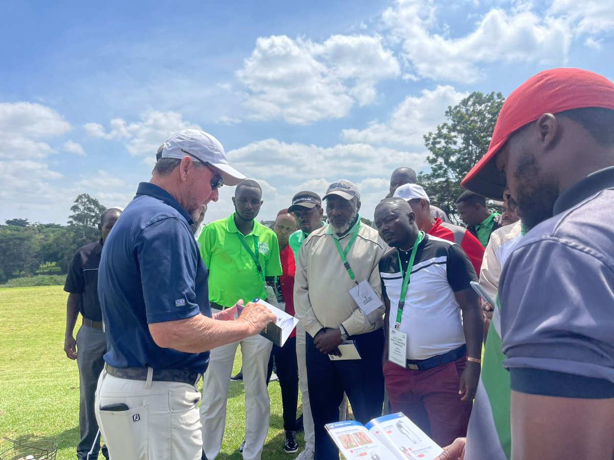 Stella & Emile are truly enjoying their ongoing @UsKidsGolf #training, gaining valuable golf skills that they'll soon bring back to enrich the development of golf for our children in #Rwanda ⛳️🏌️‍♀️🏌️‍♂️. #GolfDevelopment