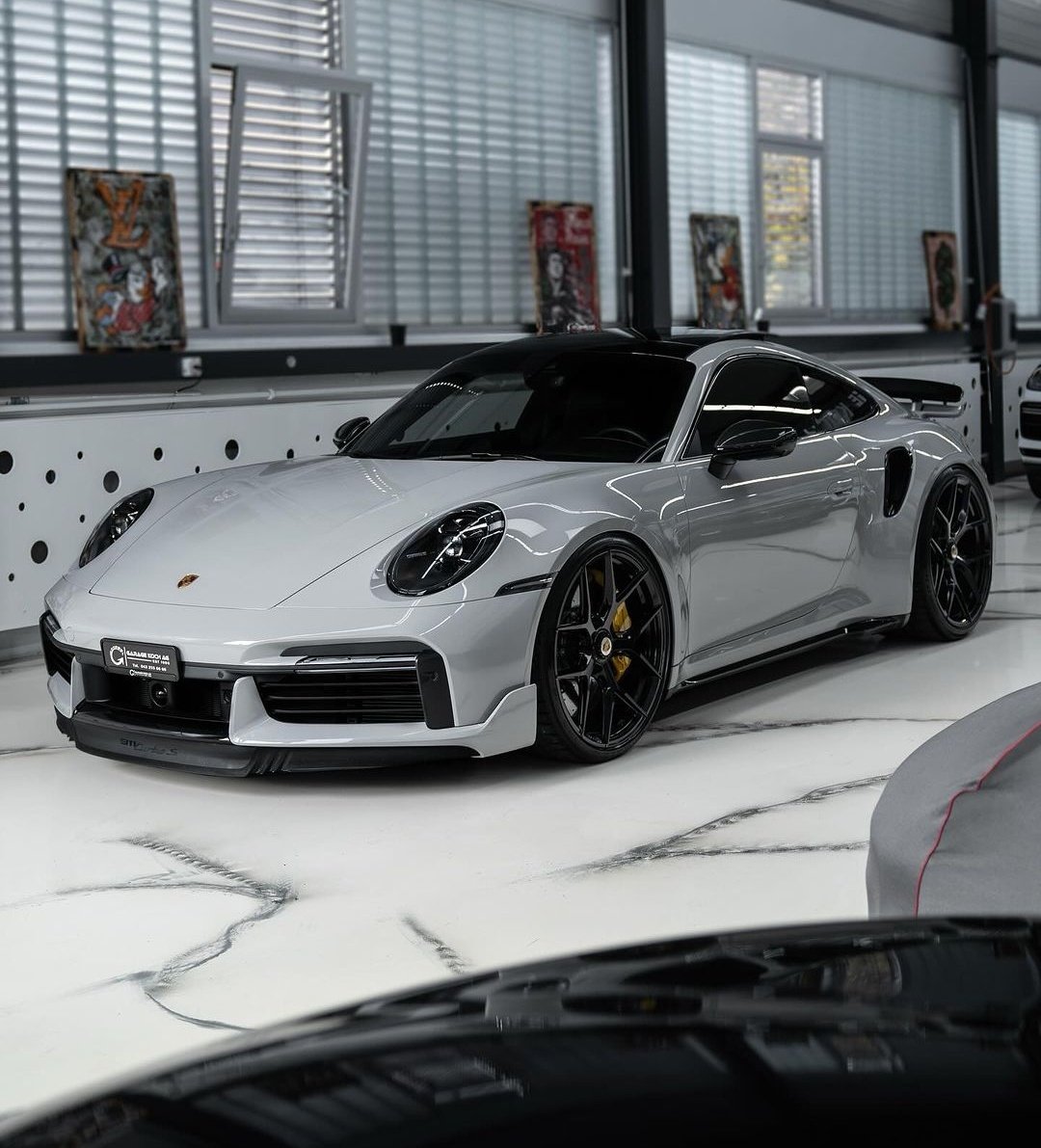 Porsche 992 Turbo S spec'd in Kreide 🦈