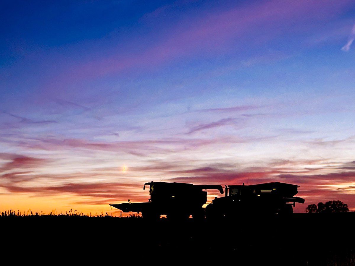 Deere MachineFinder tweet media