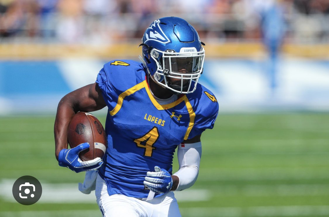 AGTG 🙌🏾
After a great conversation over the phone I am blessed to receive an offer From Nebraska Kearney <a href="/UNK_Football/">UNK Football</a> <a href="/_CoachDelk/">Jake Mandelko</a>