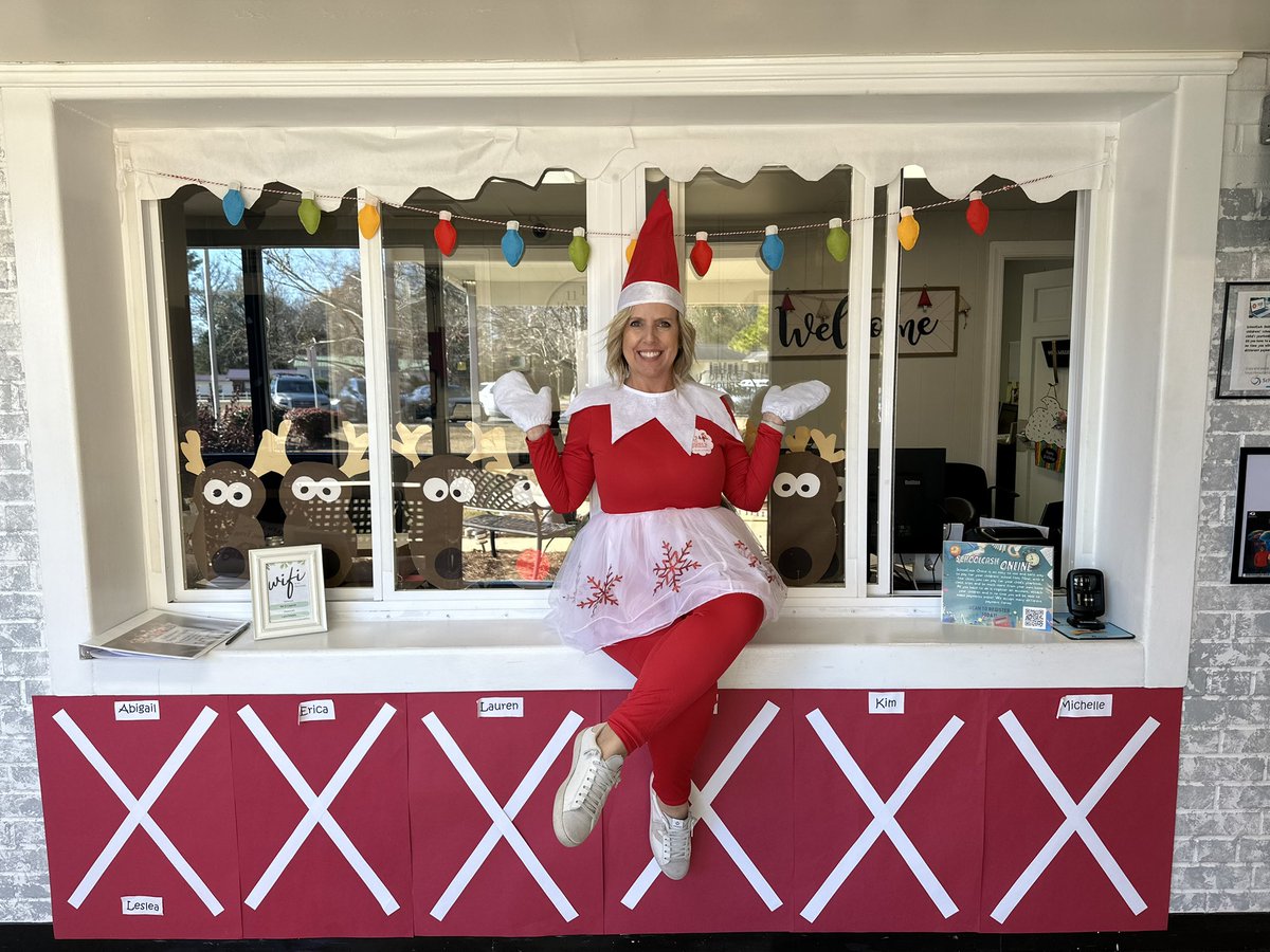 ChocoPrimary's tweet photo. A real life Elf on the Shelf made her debut at CPS today! You just never know what fun lies around the corner! #ChristmasatCPS https://t.co/tAkxhfxTwq