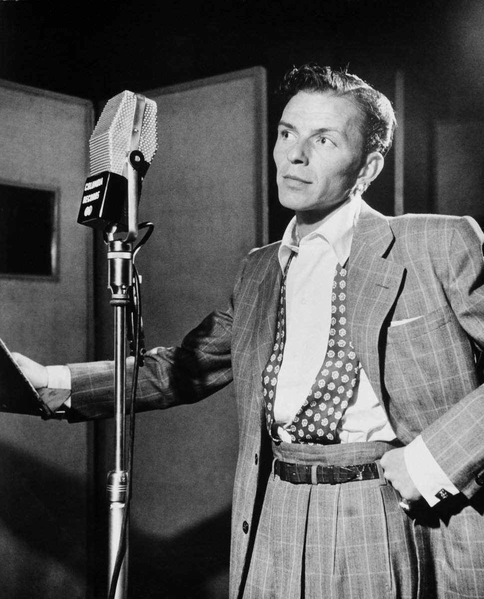 'You only go around once, but if you play your cards right, once is enough.' Crooner Frank Sinatra was born on December 12, 1915 in Hoboken, New Jersey. 📸: William P. Gottlieb Collection (Library of Congress)