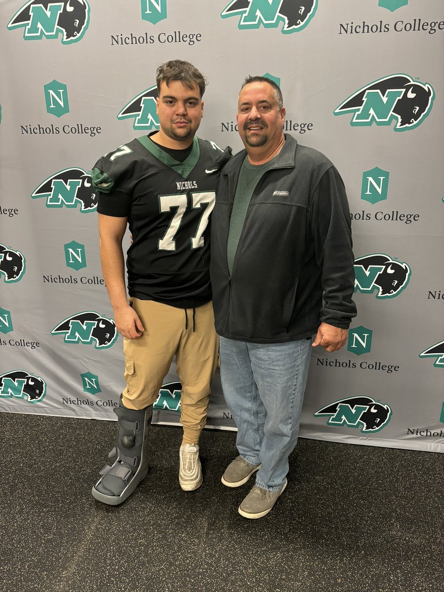 Nathan Siegel (@nathan_siegel) on Twitter photo Big thanks to <a href="/CoachVBisonHC/">Vinny Marino</a> <a href="/CoachCBison/">Jonathan Conte</a> for having me on campus again!! I truly appreciate them and the rest of the guys at Nichols for sticking with me throughout this long recovery process!
<a href="/WestSideBullsFB/">Smithtown West Football</a> Big thanks to <a href="/CoachVBisonHC/">Vinny Marino</a> <a href="/CoachCBison/">Jonathan Conte</a> for having me on campus again!! I truly appreciate them and the rest of the guys at Nichols for sticking with me throughout this long recovery process!
<a href="/WestSideBullsFB/">Smithtown West Football</a>