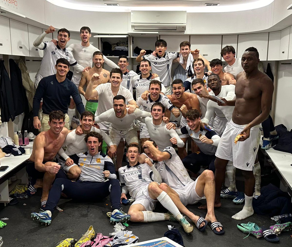 ✨ Tu equipo, líder en la Champions League

#WeareReal