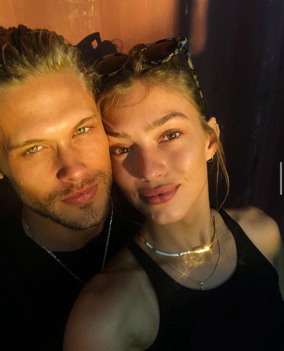 StrokingMyLense's tweet photo. “I know that I can’t ever tell you enough, that all I need in this life is your crazy love.” https://t.co/AvQyF8O8nc