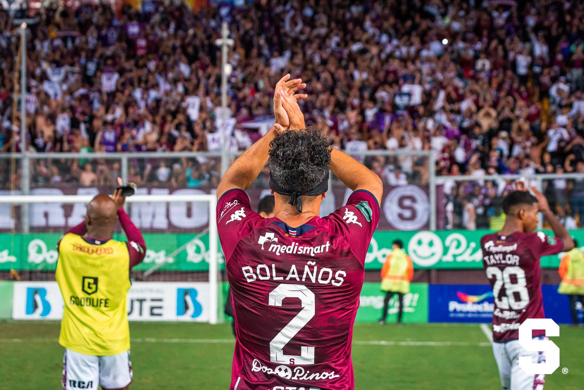 Diego Alonso Obando (@diegoobando95) on Twitter photo Perfectamente entra en el Top 10 de los mejores futbolistas en la historia de Costa Rica.
Dichosos quienes nos echamos los 22 años de carrera de forma nítida <a href="/BOLACRIS7/">Christian Bolaños N.🇨🇷</a> Perfectamente entra en el Top 10 de los mejores futbolistas en la historia de Costa Rica.
Dichosos quienes nos echamos los 22 años de carrera de forma nítida <a href="/BOLACRIS7/">Christian Bolaños N.🇨🇷</a>