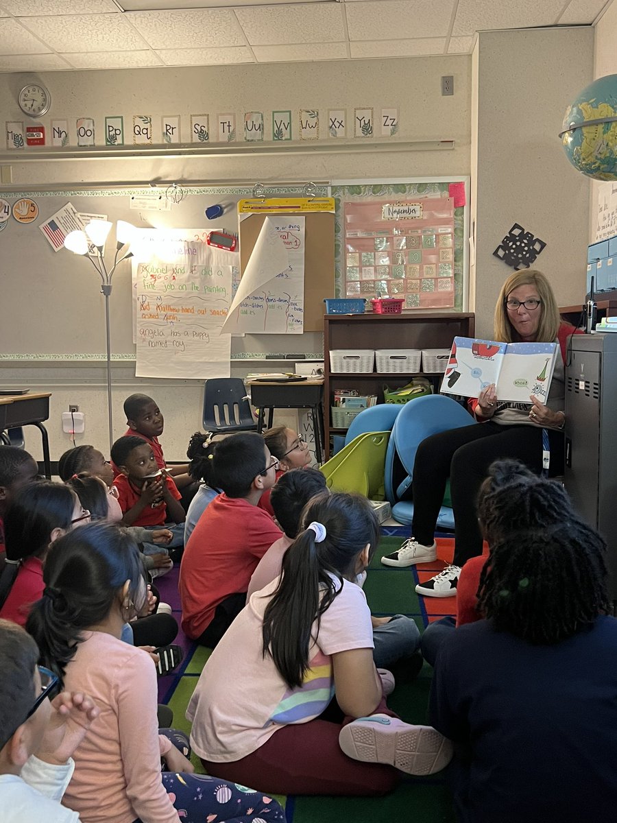Thank you to Principal Jenkins for coming in and reading to our class! <a href="/KujawaES_AISD/">Kujawa Elementary</a>