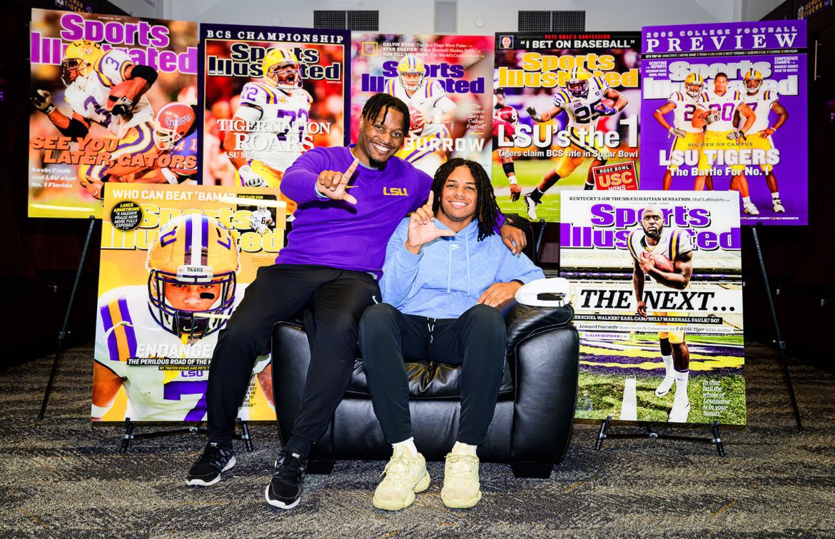 Dylan Domangue (@kwchdylan) on Twitter photo 4โญ๏ธ Safety/Linebacker Tylen Singleton (<a href="/tylenpaul/">TYLEN SINGLETON</a>) from Many High School is signing today with #LSU. The two time state champion told me he will be graduating early to early enroll with the Tigers. <a href="/KALBtv5/">KALB News Channel 5</a> 4โญ๏ธ Safety/Linebacker Tylen Singleton (<a href="/tylenpaul/">TYLEN SINGLETON</a>) from Many High School is signing today with #LSU. The two time state champion told me he will be graduating early to early enroll with the Tigers. <a href="/KALBtv5/">KALB News Channel 5</a>