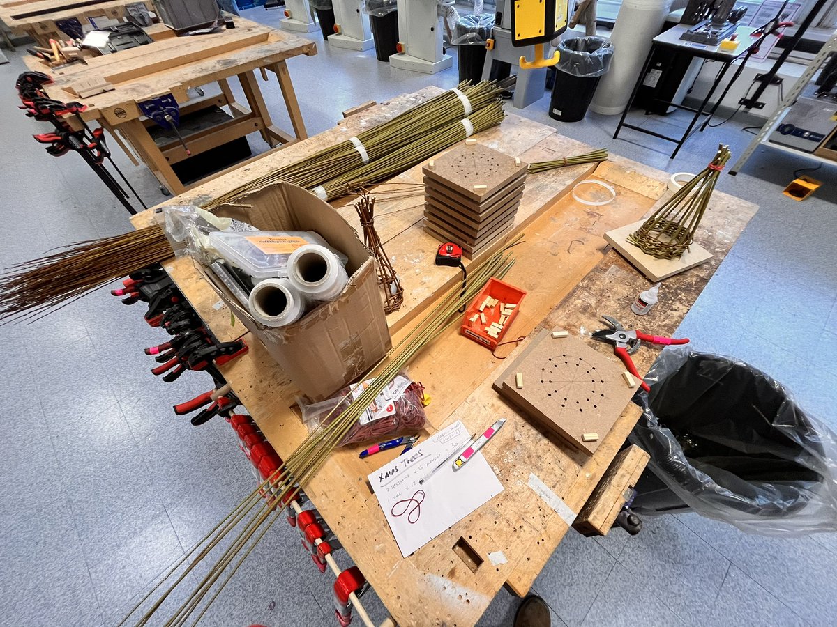 kerry_truman's tweet image. I have another #NTUmakers event with the awesome @NTUcreated team tomorrow.. a Christmas themed willow weaving adventure hosted by the lovely people over @NTUGlobalLounge.. here’s a sneak peek at the preparations going on..!? 😁💪