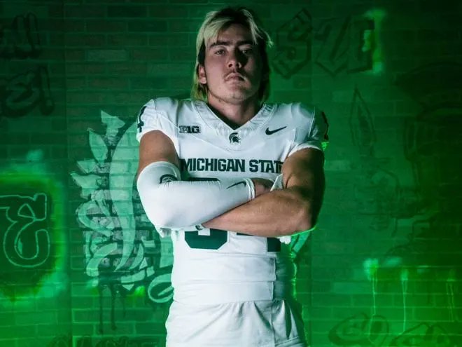 Three-star TE Wyatt Hook from Northern California talks about his new Michigan State commitment.

And seeing new coach Jonathan Smith wearing green:

n.rivals.com/news/te-wyatt-…
