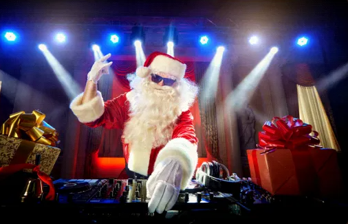 Le dernier Club DDR de cette année 2023 😭 arrive à grands pas ! Retrouvez nous mardi 19 de 20h à 00h, pour jouer à DDR, IIDX et Taiko ! Venez avec votre meilleure tenue de Noël 🎅🤶

Rejoignez le Discord pour être au courant ⚡️
discord.com/invite/mDECQvq