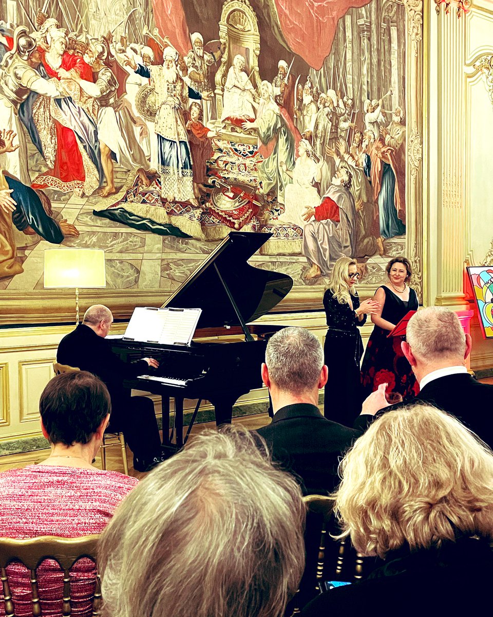Concert 🎶 #nataliedessay #karinedeshayes 🎶
Soirée Mozart ✨🍸 🎉