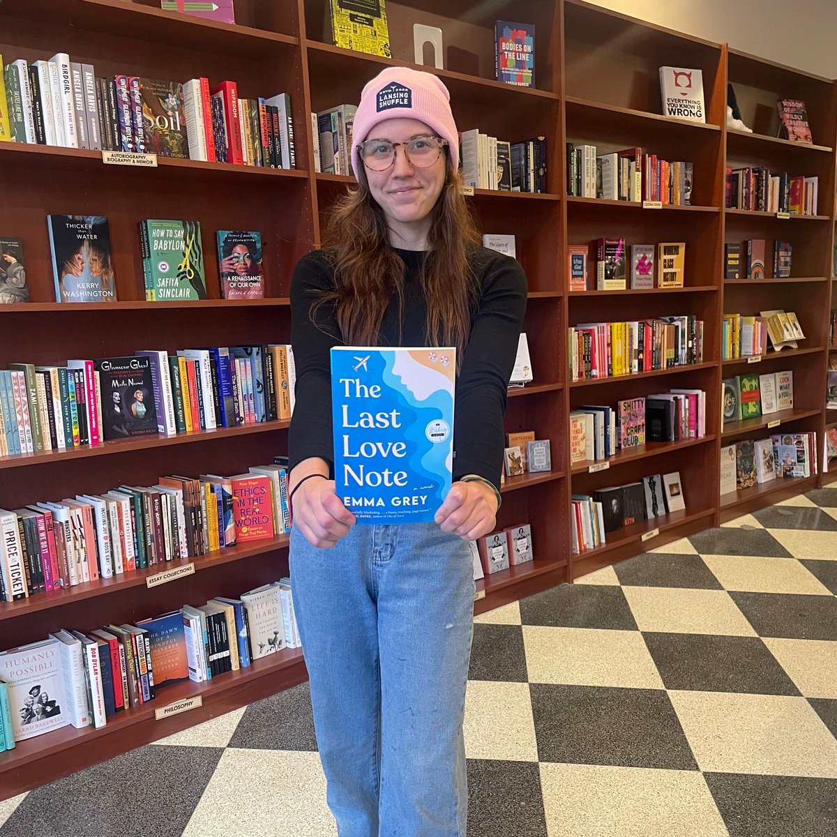 This week Jaden is recommending The Last Love Note by Emma Grey. A captivating novel that delves deep into the complexities of grief and the process of healing. With its compelling characters, unexpected twists, and heartfelt storytelling, this book is an absolute must-read!
