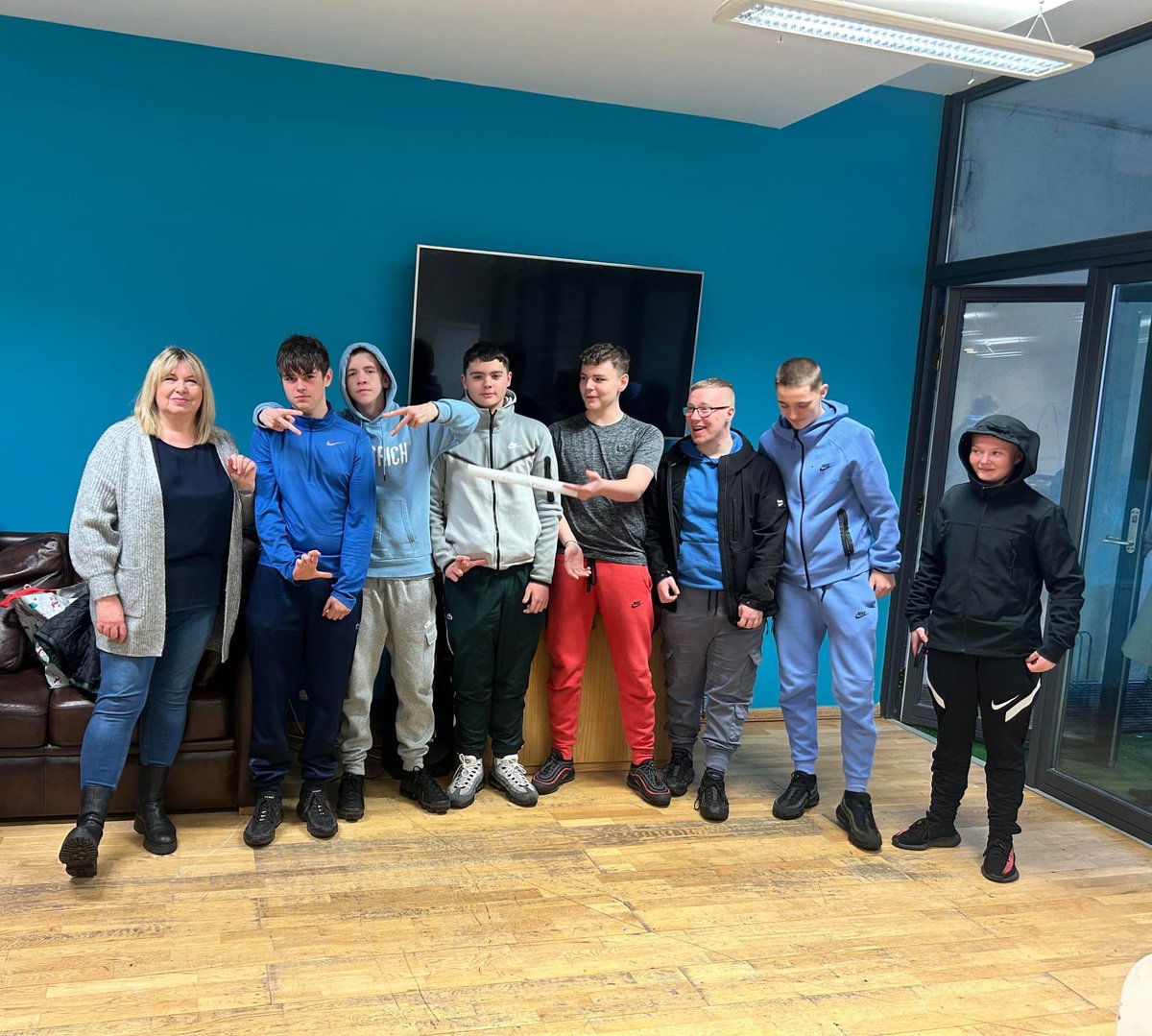 Glasgow Virtual School (@gvsglasgow) on Twitter photo Final session of Your Resilience Programme for Bluevale Group. Thanks to Yvonne from Change Mental Health for her delivery
<a href="/BluevaleCC/">Bluevale Community Club</a> <a href="/DHS_Rsng_Atmnt/">DHS Rsng Attainment</a> Final session of Your Resilience Programme for Bluevale Group. Thanks to Yvonne from Change Mental Health for her delivery
<a href="/BluevaleCC/">Bluevale Community Club</a> <a href="/DHS_Rsng_Atmnt/">DHS Rsng Attainment</a>
