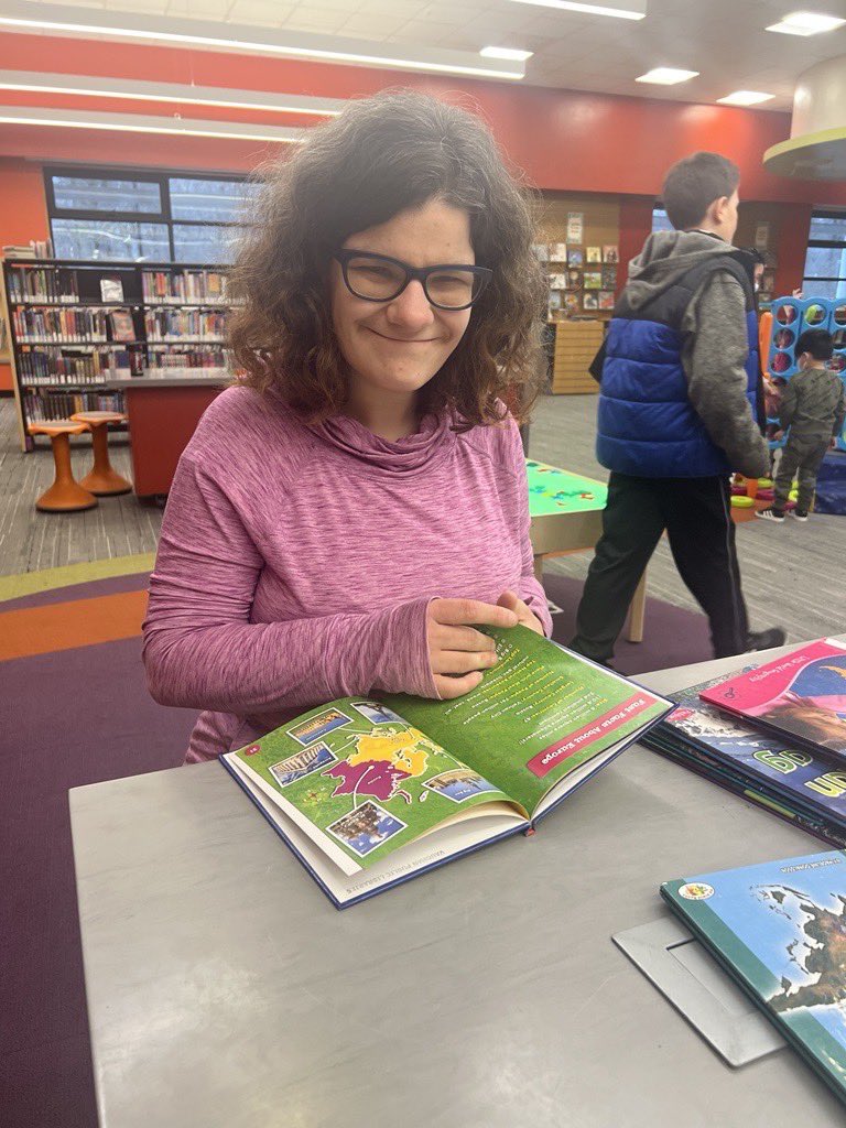 ReenaFoundation's tweet photo. 📚 Embracing the joy of reading in the heart of our community. @Reenafoundation individuals finding delight in a cozy bookstore through the Reena Respite Program. #Reena50 #Inlcusion
Want to know more about Reena’s Residential Respite program? Contact us:  (905) 889.6484 x2115 https://t.co/8u9IAkQZBS
