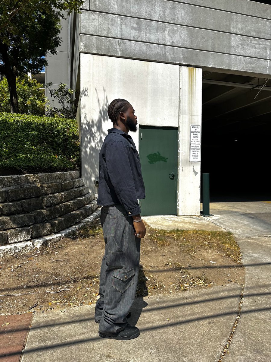 TMobuse's tweet image. All in due time