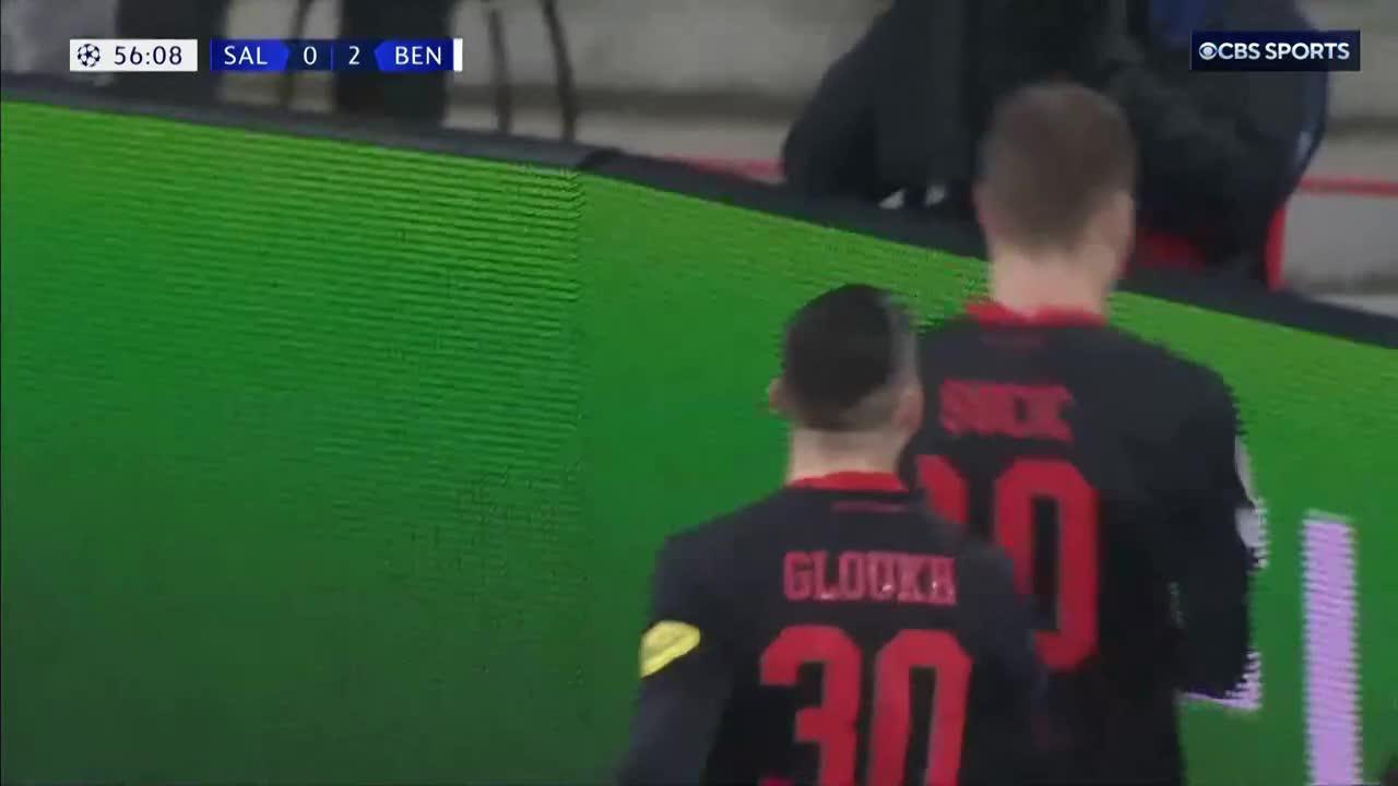 Luka Sučić strikes to give RB Salzburg's European dream a shot in the arm!