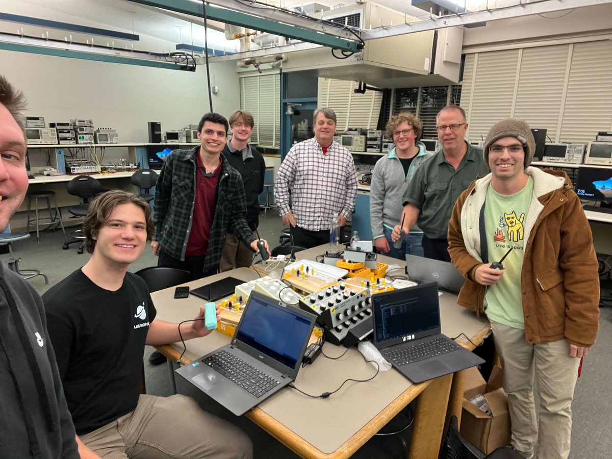 OWLIntegrations's tweet image. Absolutely thrilled to kick off another brainstorming session with the incredible minds at Cal Poly🧠🚀! 
#CalPoly #clusterduckprotocol #lora #sensornetworks #wirelesscommunications #iot #cdp
