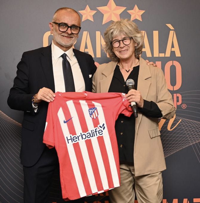 Gran Galà del Calcio #ADICOSP Woman 🇮🇹 - FIDS Special Award. 🏆 María Vargas ⚽️ @AtletiFemenino #WomensFootball #International