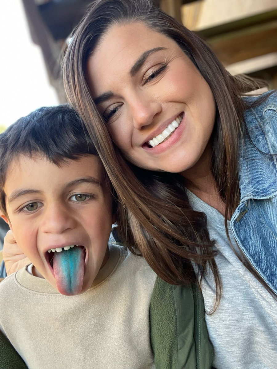 _sarahkingg's tweet photo. Liam wanted to take pictures at the barn today so we took pictures at the barn today 😂 https://t.co/zJc1abn4j5
