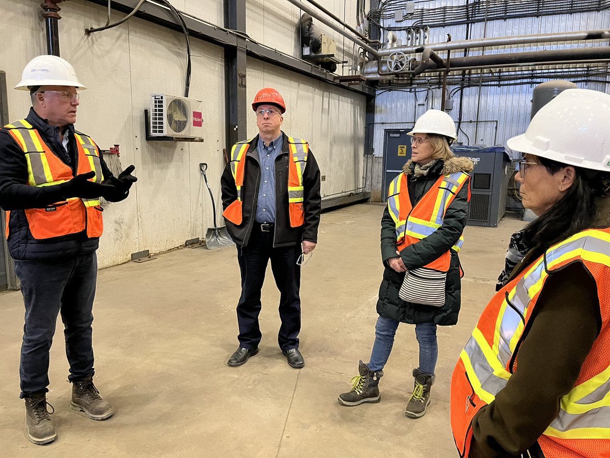 AjaxAdvantage's tweet photo. Today #TOACouncil toured the Index Energy Ajax Corporation Facility🦺
 
The Ajax Steam Plant is undergoing revitalizations to become a cogeneration facility.
 
#DYK the Plant was built in 1941 to provide the steam heat vital to the production lines of the DIL shell filling plant. https://t.co/bobTc6hFMu