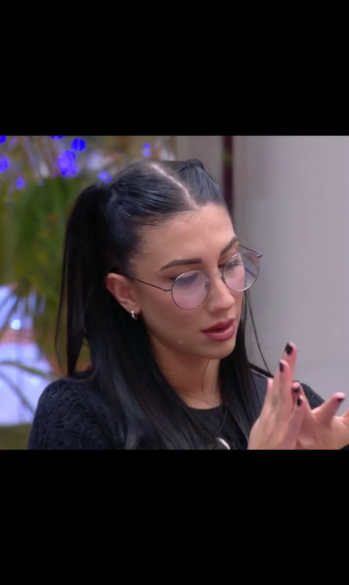 PepeCor53520897's tweet image. #GHVIP12D
Puede ser Naomi la única persona en toda la edición que ha llorado con lágrimas?💜