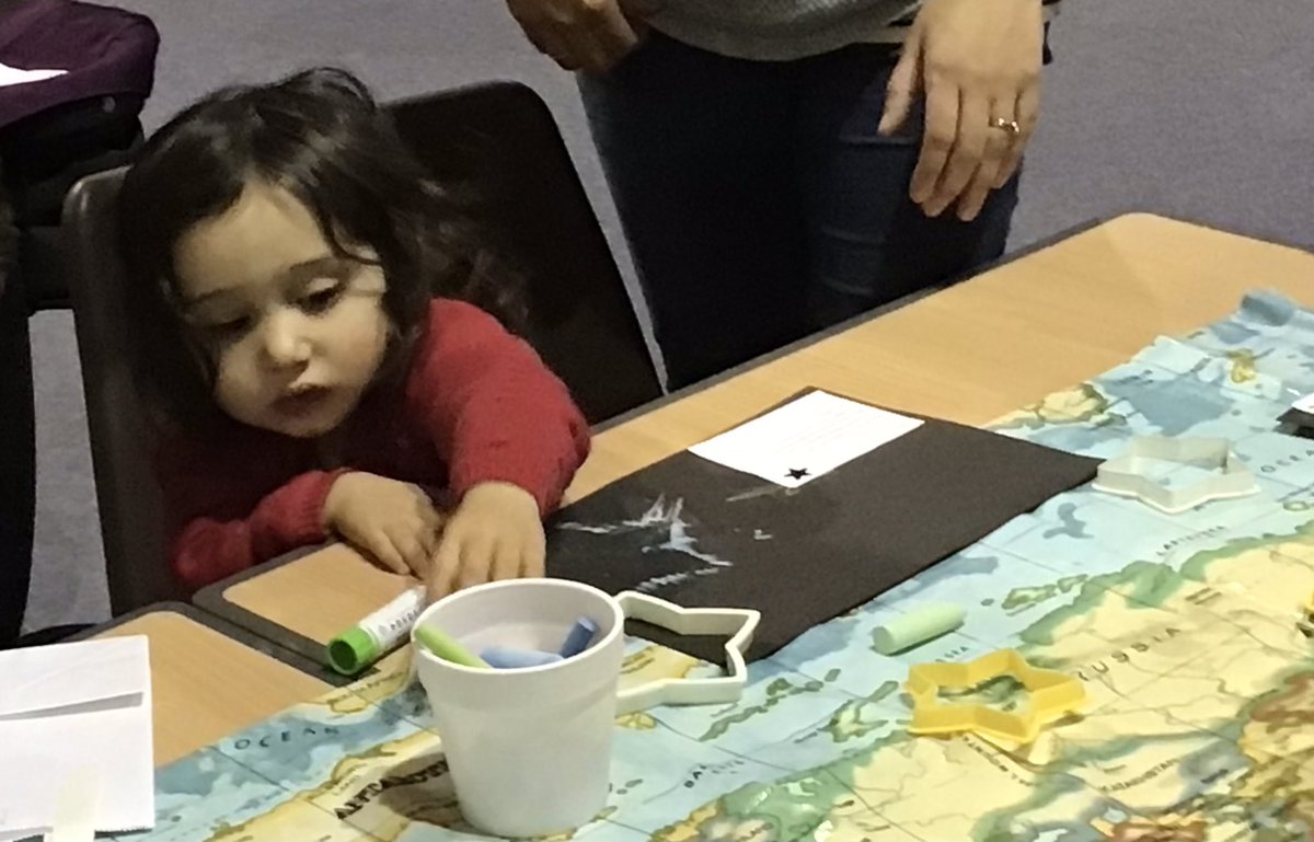 I had a lovely time helping out at messy church this evening on the chalk stars table @ChorleySJames. @StJamesChorley