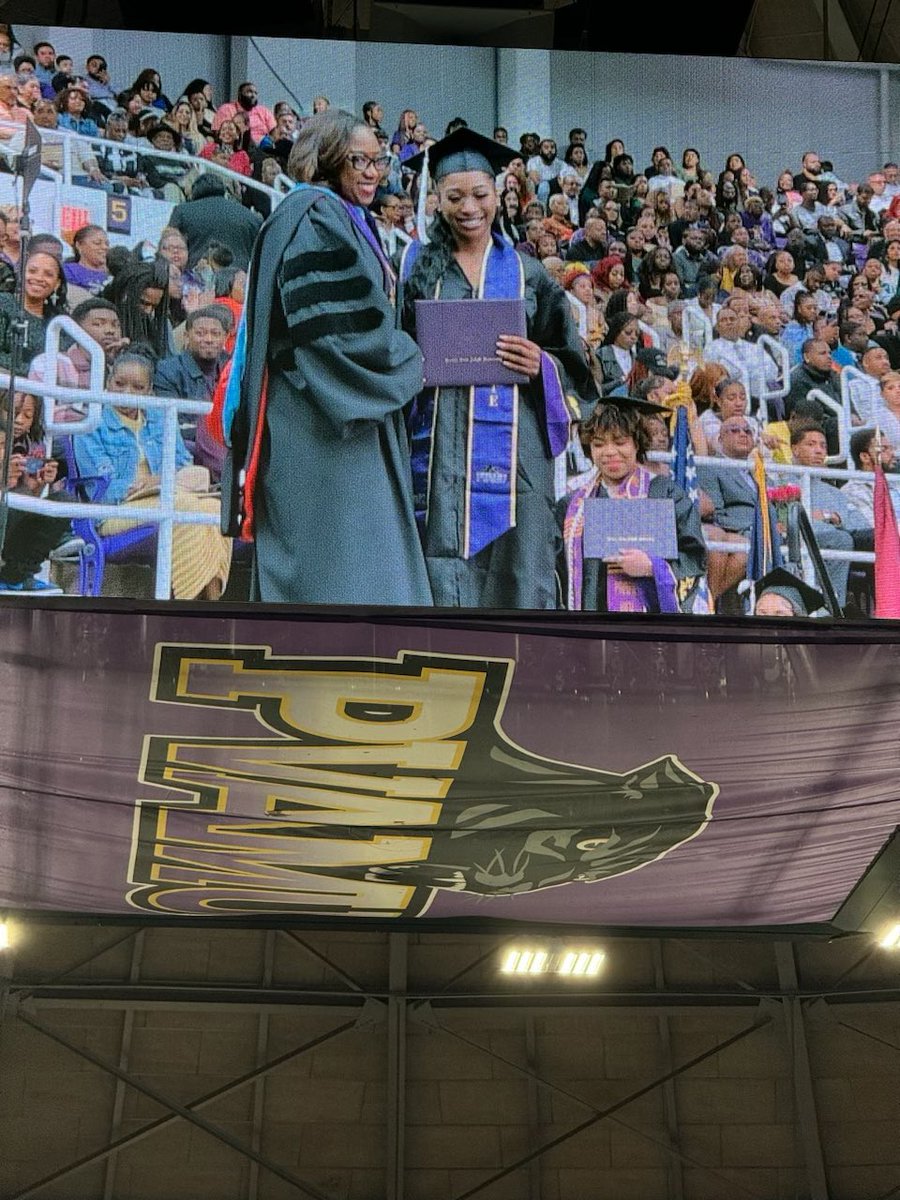 Sending a sincere thank you to President LeGrande and @PVAMU for an excellent commencement, where our Executive Director, Dr. Dietra Trent, served as the speaker. Congratulations to graduates across the nation.