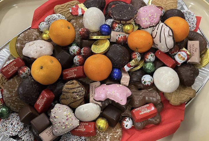 A secret surprise delivery into our Therapies Team room from 💫 St Nikolaus 💫