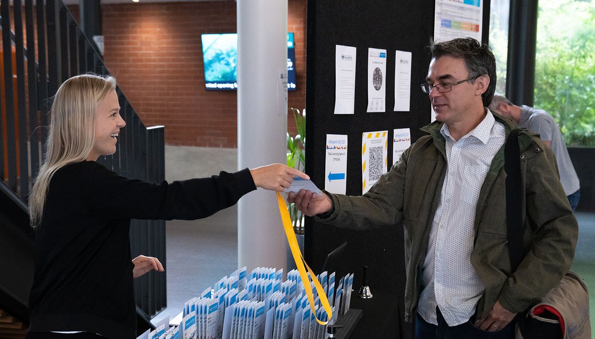 🐦 There's still time to grab Early Bird tickets to eResearch NZ 2024! Don't miss these discounted rates:
🎉 Full/3-day: $299.99
🧑‍🎓 Student: $100
1⃣ Single-day: $100
Early Bird ends on 15 December! ⏰
eresearchnz.co.nz/registration/