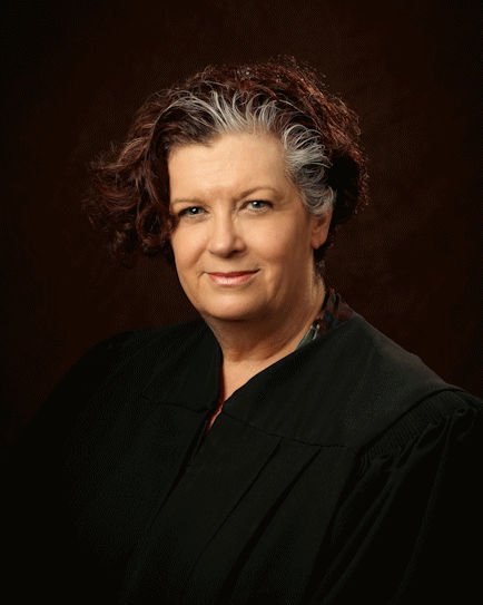 We have another Democrat running for TX Supreme Court, Justice Bonnie Lee Goldstein. She currently serves on the 5th Court of Appeals out of Dallas. 
That means all 3 positions will be challenged by Democrats next year. 
 txcourts.gov/5thcoa/about-t…