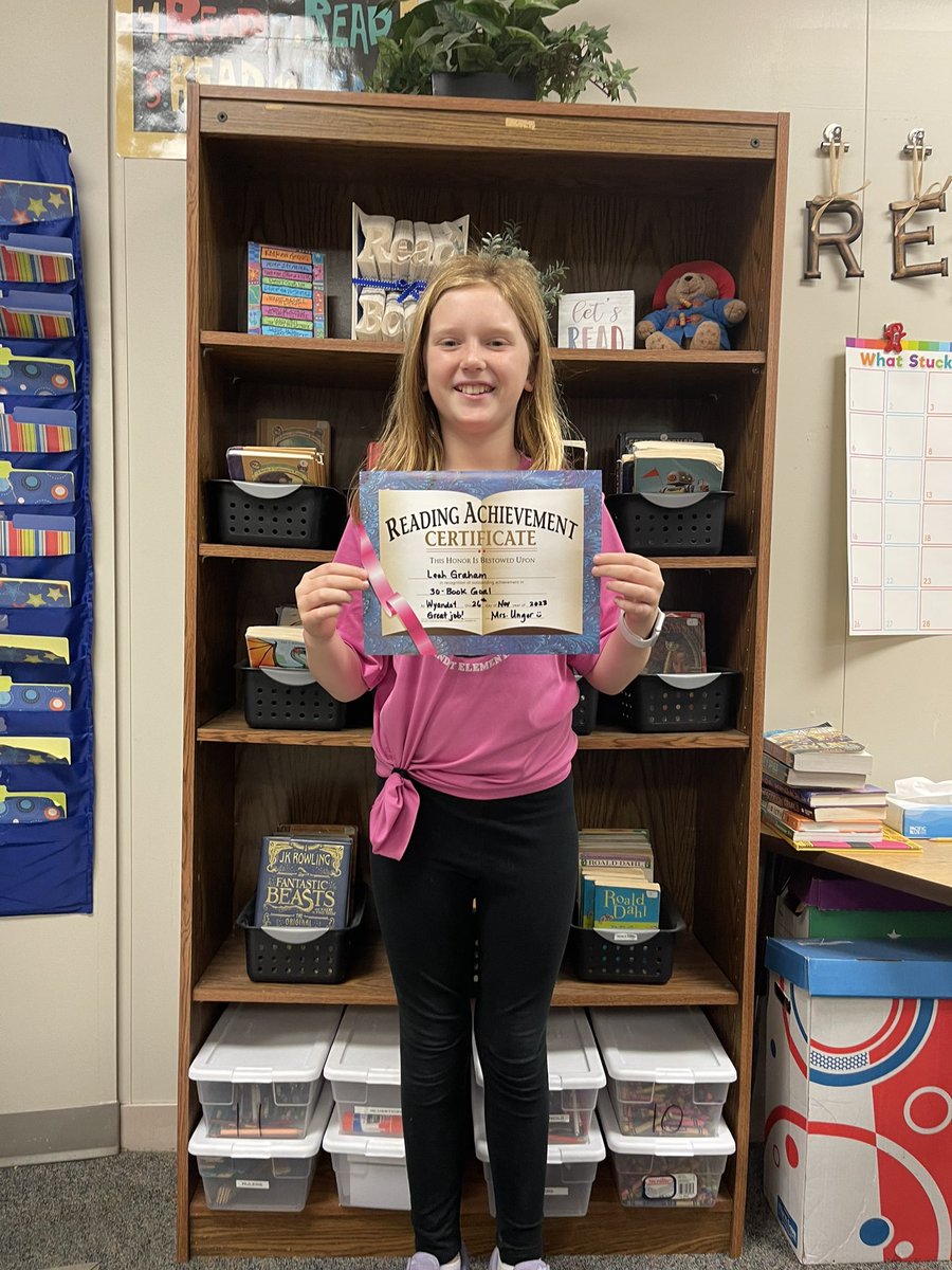 Great job, Leah, for reaching your 30-Book goal! ❤️📚 @wesDCSD