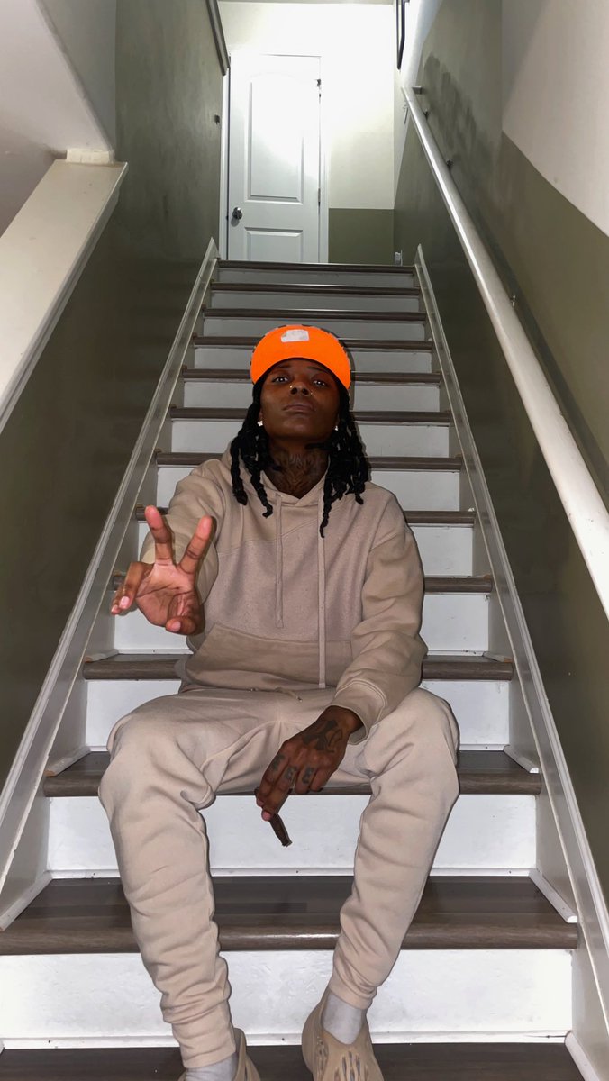 TAJEE THOT. 𓃵 tweet media