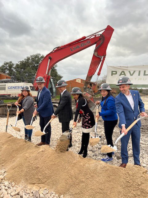 Jordan Raffoul Ghawi (@jordanghawi) on Twitter photo Last May, San Antonio made history by approving its first ever affordable housing bond.
Today, the <a href="/sahousingtrust/">San Antonio Housing Trust</a> & partners break ground on a new project, marking a milestone of over 1,000 affordable housing units under construction this year alone thanks to the bond 🏘️ Last May, San Antonio made history by approving its first ever affordable housing bond.
Today, the <a href="/sahousingtrust/">San Antonio Housing Trust</a> & partners break ground on a new project, marking a milestone of over 1,000 affordable housing units under construction this year alone thanks to the bond 🏘️