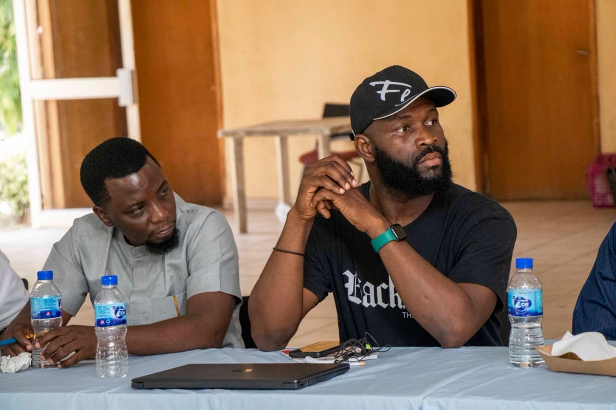 @NLCHeadquarters @NUJofficial @kadirsgovng @NiesvNational The Northwest Zonal meeting agreed on the need 4 all concerned to participate in the campaign in a bid to rescue the States & Nigeria from the raising debt profile. Strategies, actors, roles & partnerships where discussed with resolutions reached #PublicDebtShouldWorkForThePeople