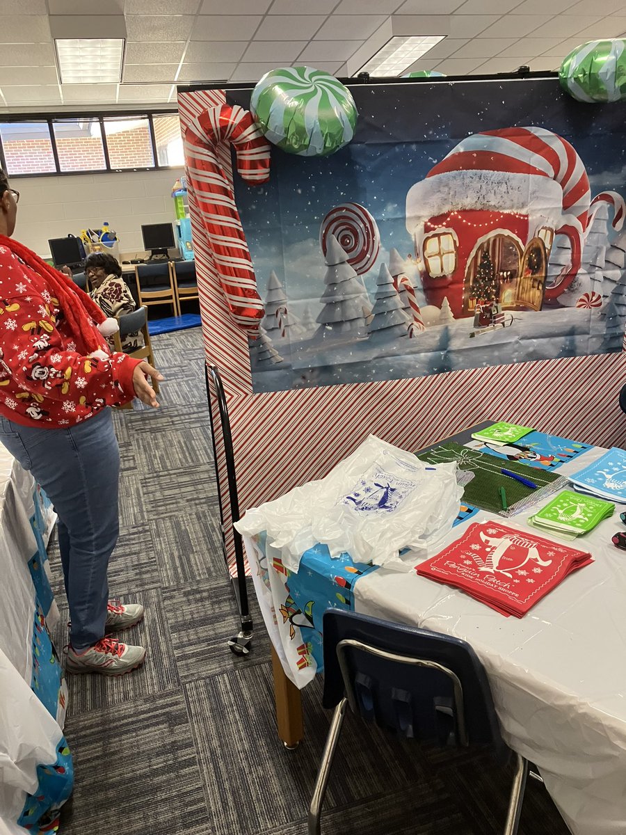 Geoffrey Hawthorne (@fcshawthorne) on Twitter photo What a beautiful display and winter experience here at LES, huge thank you to the LES PTO for all their hard work! <a href="/LES_Mustangs/">Louisburg Elementary</a> What a beautiful display and winter experience here at LES, huge thank you to the LES PTO for all their hard work! <a href="/LES_Mustangs/">Louisburg Elementary</a>