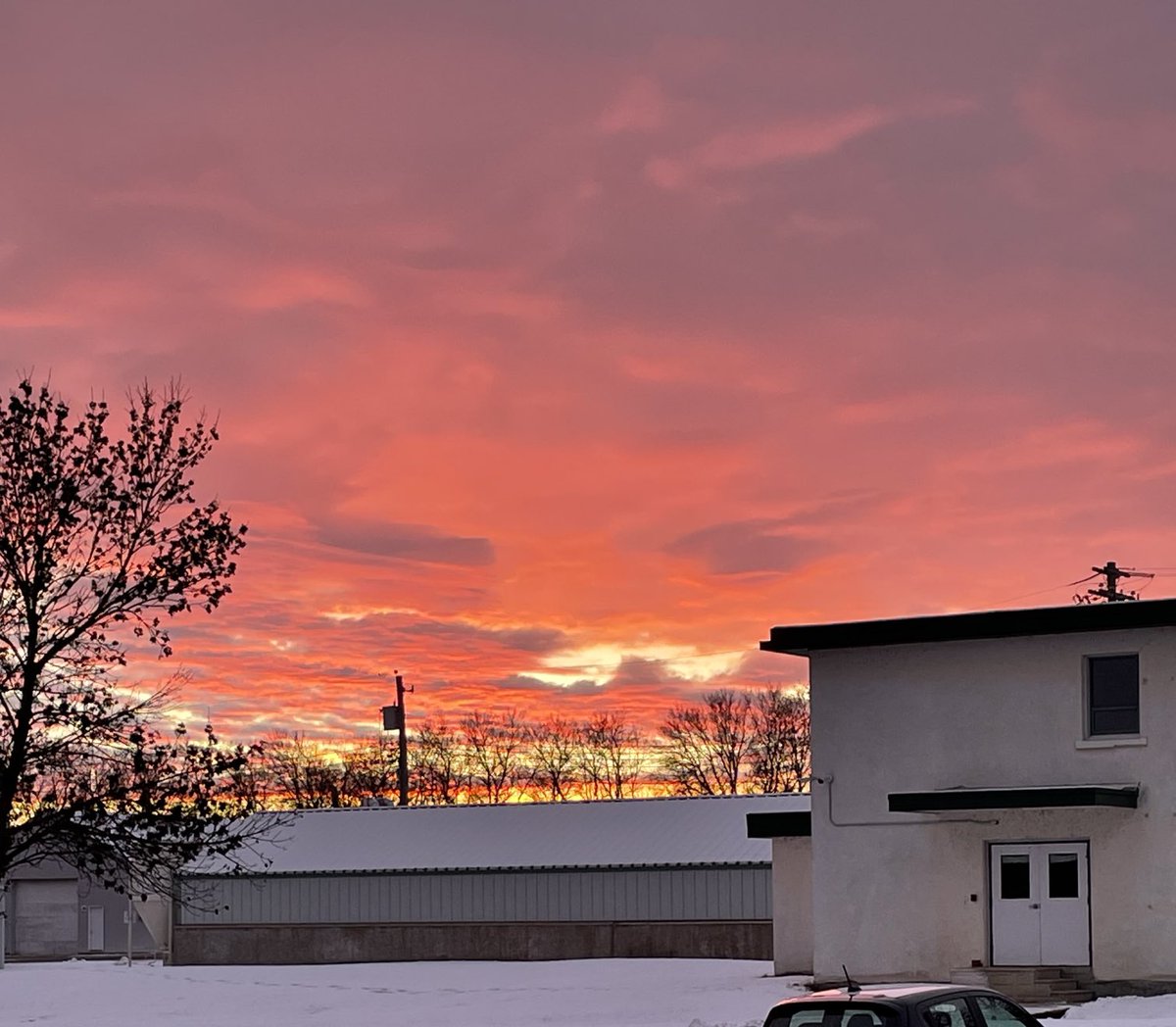 Steve_Crittenden (@steve_crittende) on Twitter photo Sunset over our soil physics lab at Brandon Research and Development Centre <a href="/AAFC_Canada/">AAFC Canada</a> #GCAggie Sunset over our soil physics lab at Brandon Research and Development Centre <a href="/AAFC_Canada/">AAFC Canada</a> #GCAggie