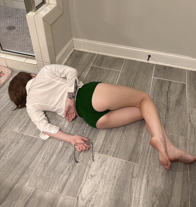 When all u see is violence in movies and sex on tv https://t.co/MI5KuakSqd